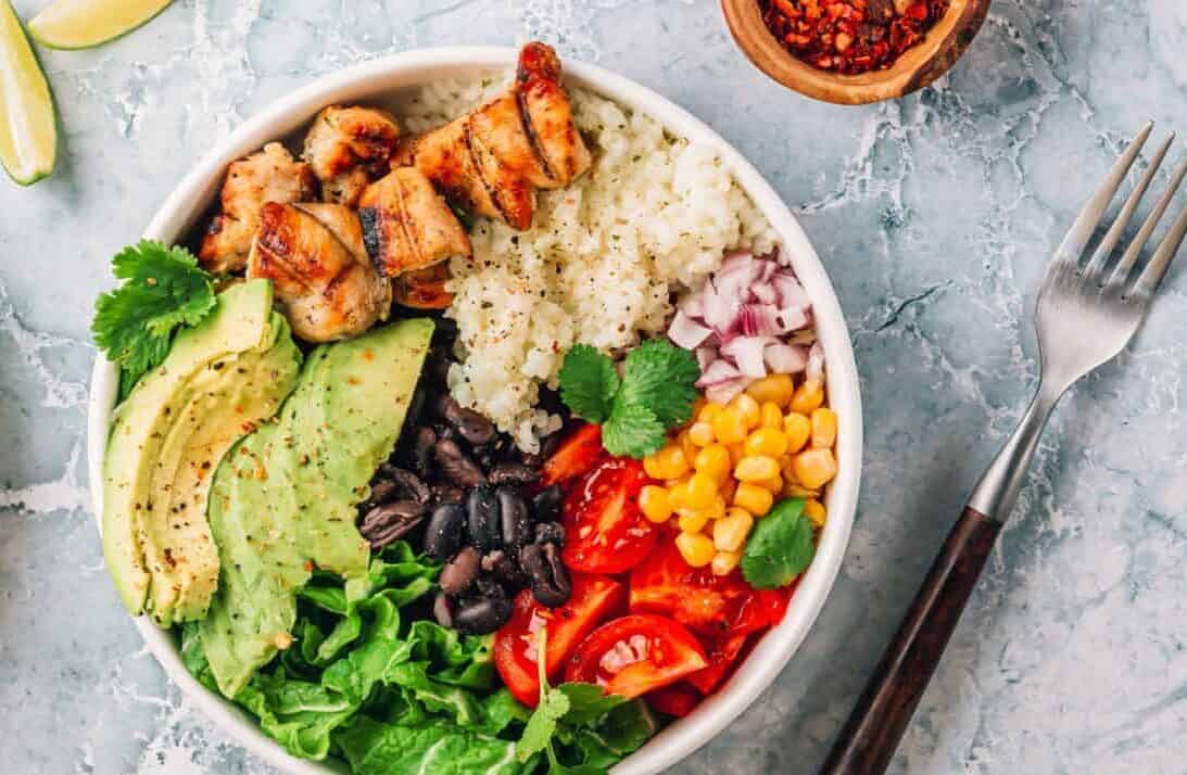 bowl, salad, burrito, chicken, rice, chipotle, mexican, tomato, grilled, tortilla, cilantro, sauce